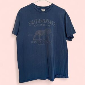 Unbranded Men's Navy and Blue T-shirt